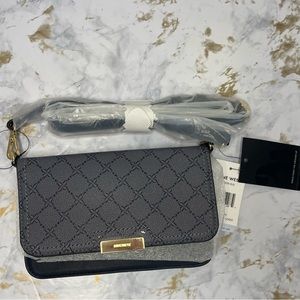 NINE WEST CROSSBODY NAVY BLUE LAWSON